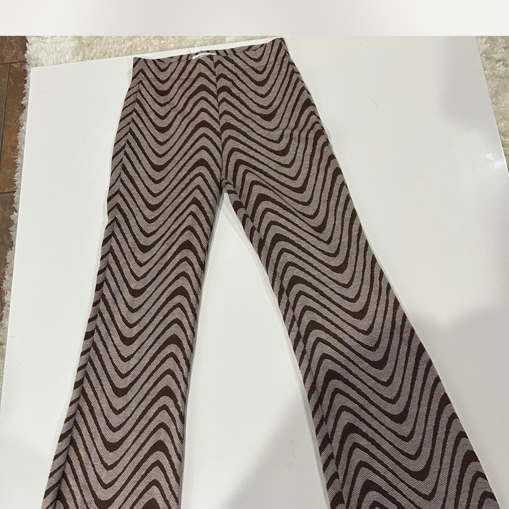 Urban Outfitters Brown and Cream Chevron Pants